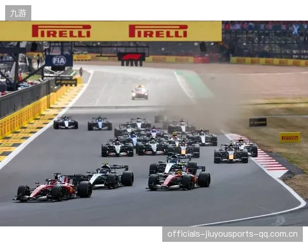 F1模拟赛车冠军挑战真车成功引国际车队关注 F1模拟赛车冠军挑战真车成功引国际车队关注